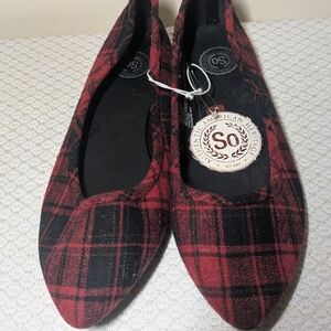 SO Women's Red and Black Plaid Flats